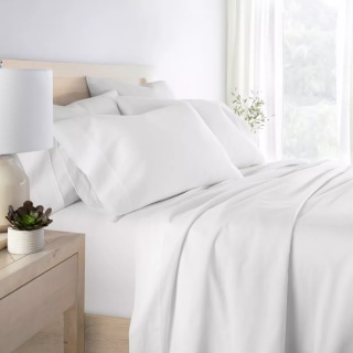 300 Thread Count 100% Cotton Solid Sheet Set