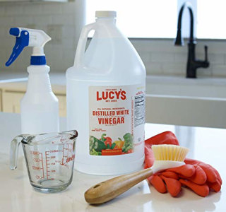 Lucy's Family Owned Distilled White Vinegar