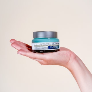 Confidence in a Gel Cream Oil-Control Face Moisturizer