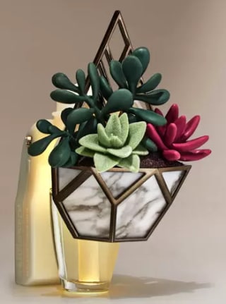 Marble Wall Planter Wallflower