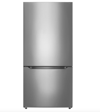 Insignia 18.6 cubic foot refrigerator with bottom freezer 