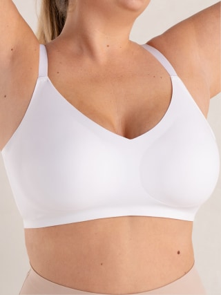 Essentials Smoothing Comfort Wireless Bra