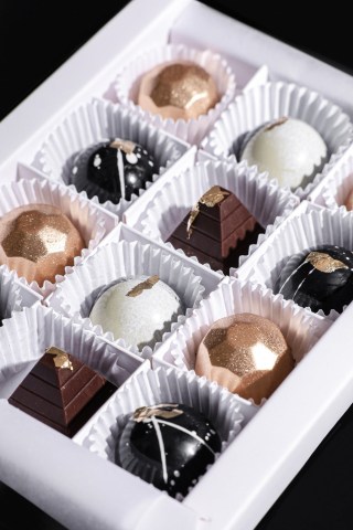 Magno Chocolates Lunar Gems