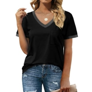 V-neck t-shirt