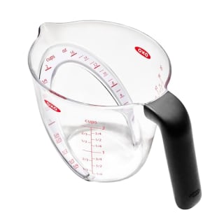 2-Cup Angled Measuring Cup