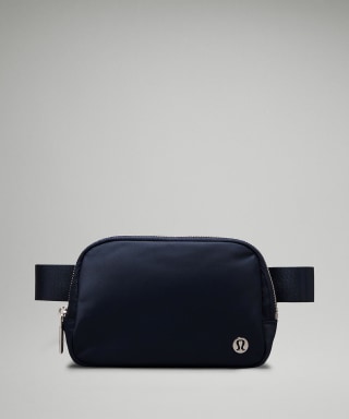 Lululemon Everywhere Belt Bag