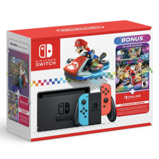 Nintendo Switch Mario Kart 8 Deluxe Bundle