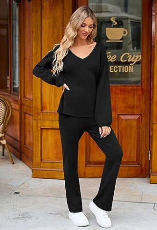 2-Piece Knit Sweater Set