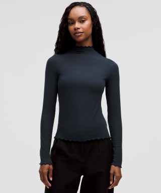 Lululemon Hold Tight Lettuce-Edge Turtleneck