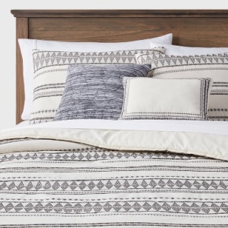 Woven Diamond Stripe Comforter Set (5 Piece)