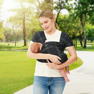 Momcozy Hands-Free Adjustable Baby Wrap