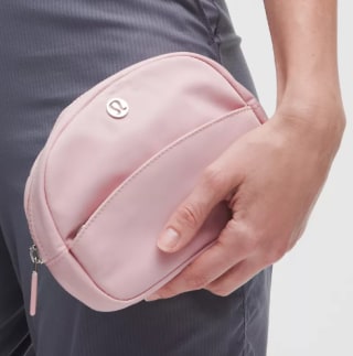 City Essentials Pouch Mini 2L