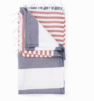 a photo of a red and blue Turkish towel