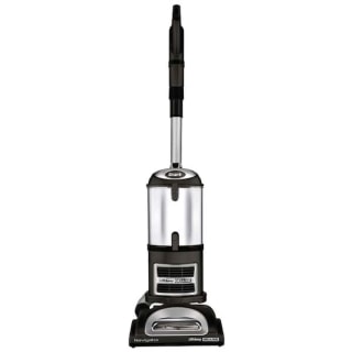 Shark Navigator Lift-Away DLX Bagless Corded