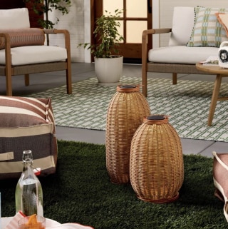 Rattan Solar Outdoor Patio Lantern