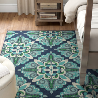 Deltana Floral Indoor / Outdoor Area Rug