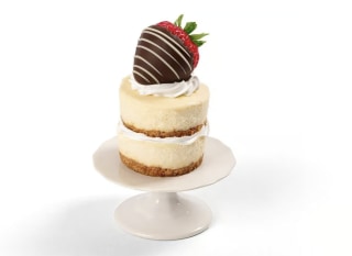Edible Arrangements Swizzle Berry Snack