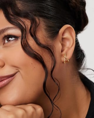 Mumreues Gold Stud Earrings