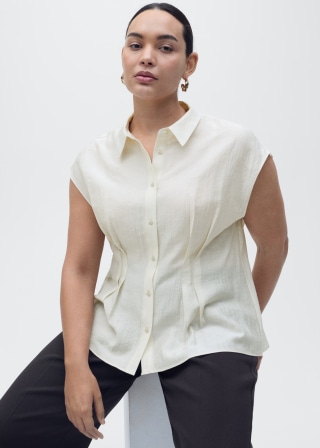 Short Sleeve Pleated Shirt
