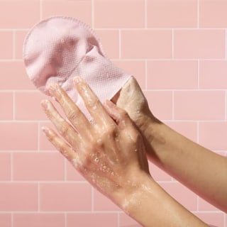 TONYMOLY Plum Bum AHA Exfoliating Bubble Mitt