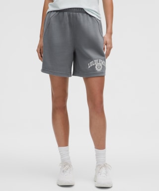 Lululemon Scuba Mid-Rise Oversized Short 7" Graphic