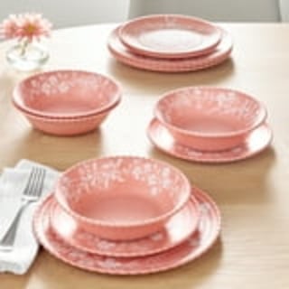 The Pioneer Woman Daisy Bamboo Melamine Dinnerware Set (12 Count)