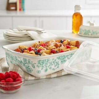 The Pioneer Woman Agatha Rectangular Baker with Lid