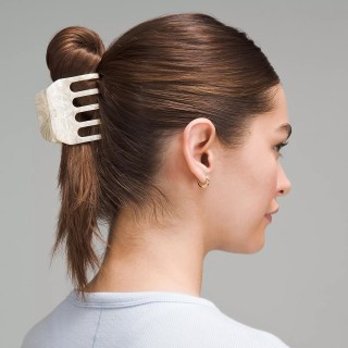 Lululemon Criss-Cross Claw Clip