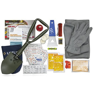 Lifeline 4390 AAA Severe Weather Emergency Road Safety Kit