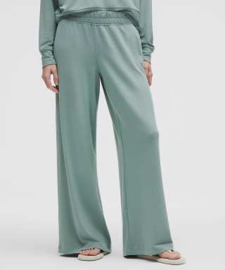BeCalm Mid-Rise Wide-Leg Pant