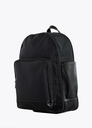 Béis The Travel Backpack