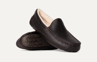 Ugg Ascot Leather Slipper