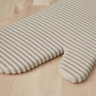 KitchenAid Ribbed Soft Silicone Oven Mitt 2-Pack Set