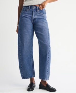 Abercrombie & Fitch Curve Love Mid-Rise Barrel Jean