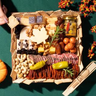 Boarderie Thanksgiving Classic Cheese & FALLcuterie Board