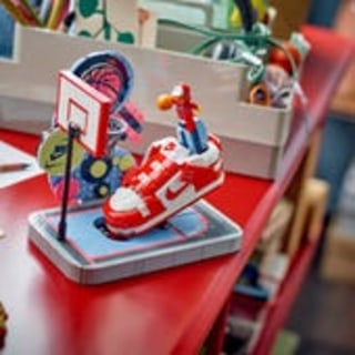 Lego Nike Dunk Trickshot