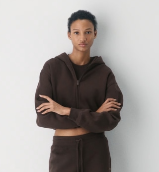 Aritzia Cozy Sweatfleece Perfect Crop Zip Hoodie