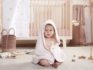 Parachute Organic Hooded Baby Towel