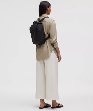 Lululemon Fast Track Bag 2.0