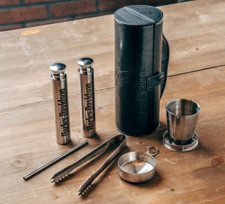 Harley Davidson Open Bar & Shield Eagle Travel Bar Set