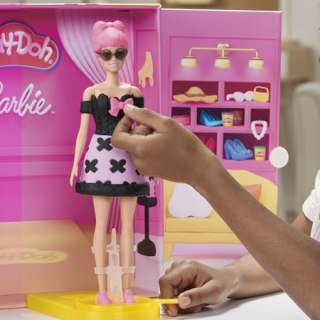 Play-Doh Barbie Designer Fashion Show Playset