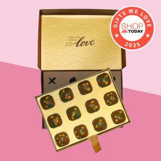 Chocolove Dubai Style Milk Chocolate Pistachio & Kadayif Gift Box