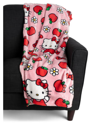 Hello Kitty Friendly Feeling Cozy Cloud Throw