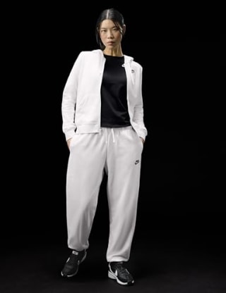 Nike Women's Sportswear Club Fleece Mid-Rise Oversized Sweatpants