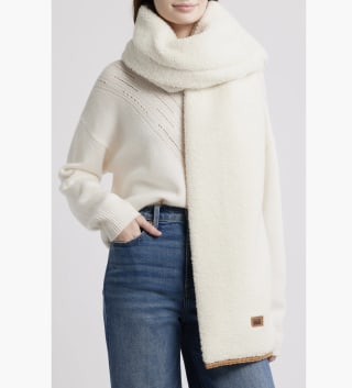 Ugg Fluff Scalloped Scarf