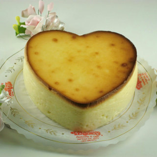 Veniero's Valentine's Day Heart-Shaped New York Cheesecake