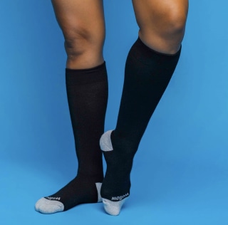 Wellow Knee High Compression Socks