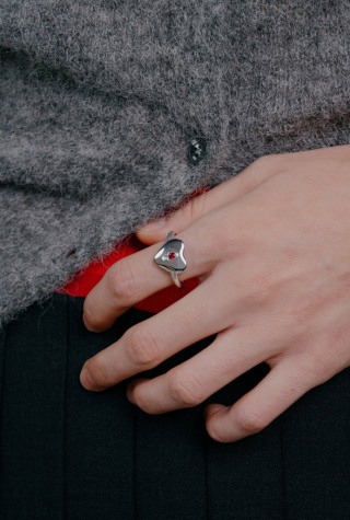 Kara Yoo Loula Ring