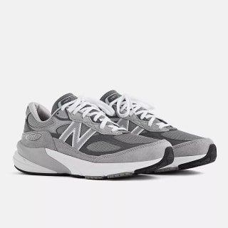 New Balance 990v6 Sneaker