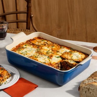 Le Creuset Heritage Deep Rectangular Lasagna Dish